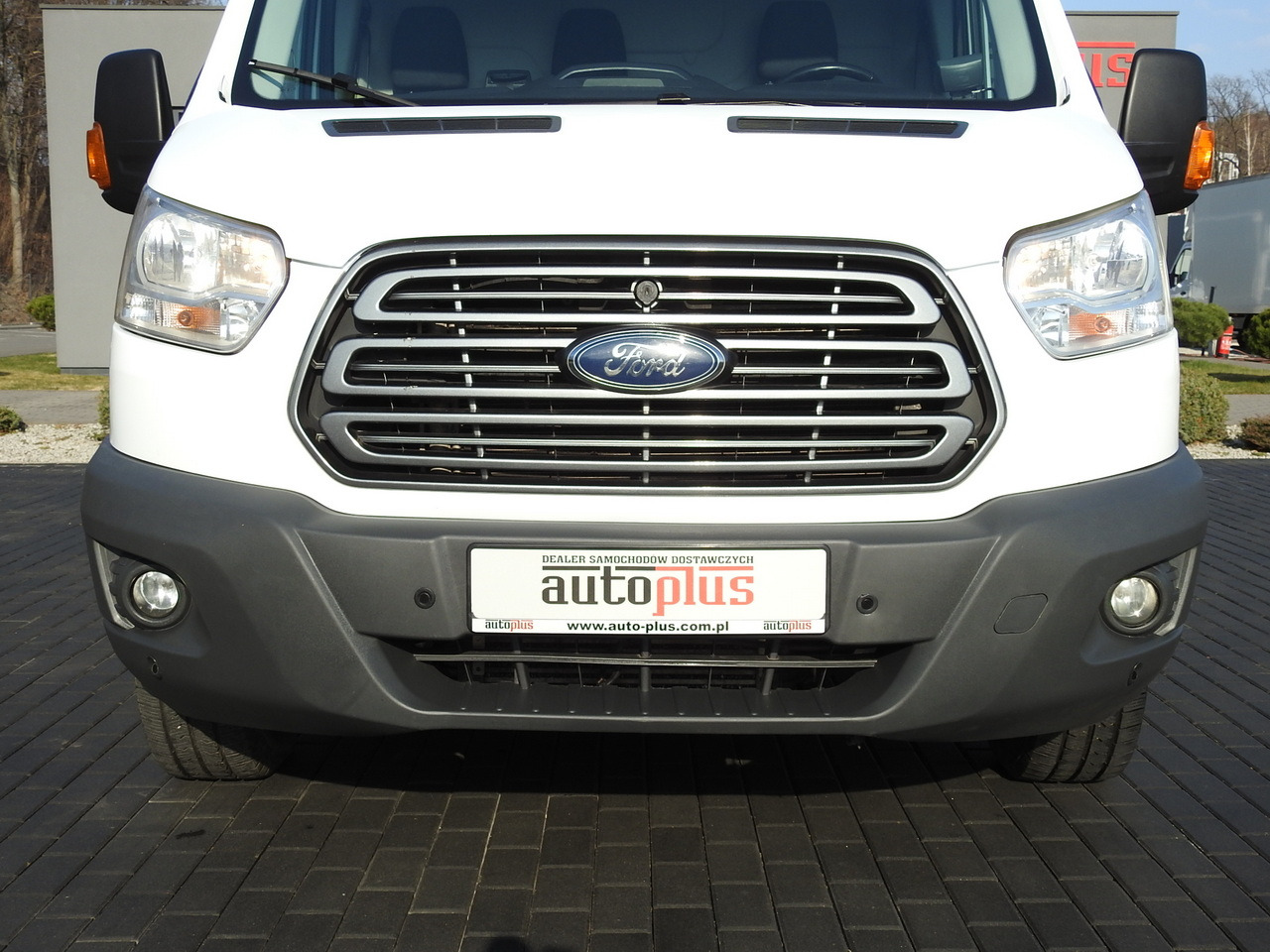 Utilitaire frigorifique FORD TRANSIT  REFRIGERATOR VAN 0°C HEATING FUNCTION CRUISE CONTROL LED LIGHTS AIR CONDITIONING  130HP: photos 15