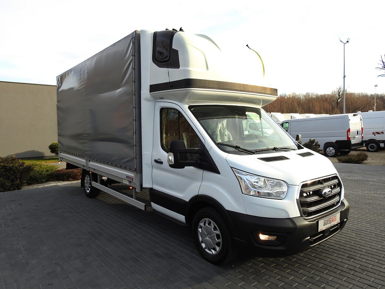 FORD TRANSIT TARPAULIN 10 PALLETS WEBASTO CRUISE CONTROL AIR CONDITIONING LED LIGHTS 160HP - Utilitaire rideaux coulissants (PLSC): photos 4 FORD TRANSIT TARPAULIN 10 PALLETS WEBASTO CRUISE CONTROL AIR CONDITIONING LED LIGHTS 160HP - Utilitaire rideaux coulissants (PLSC): photos 4