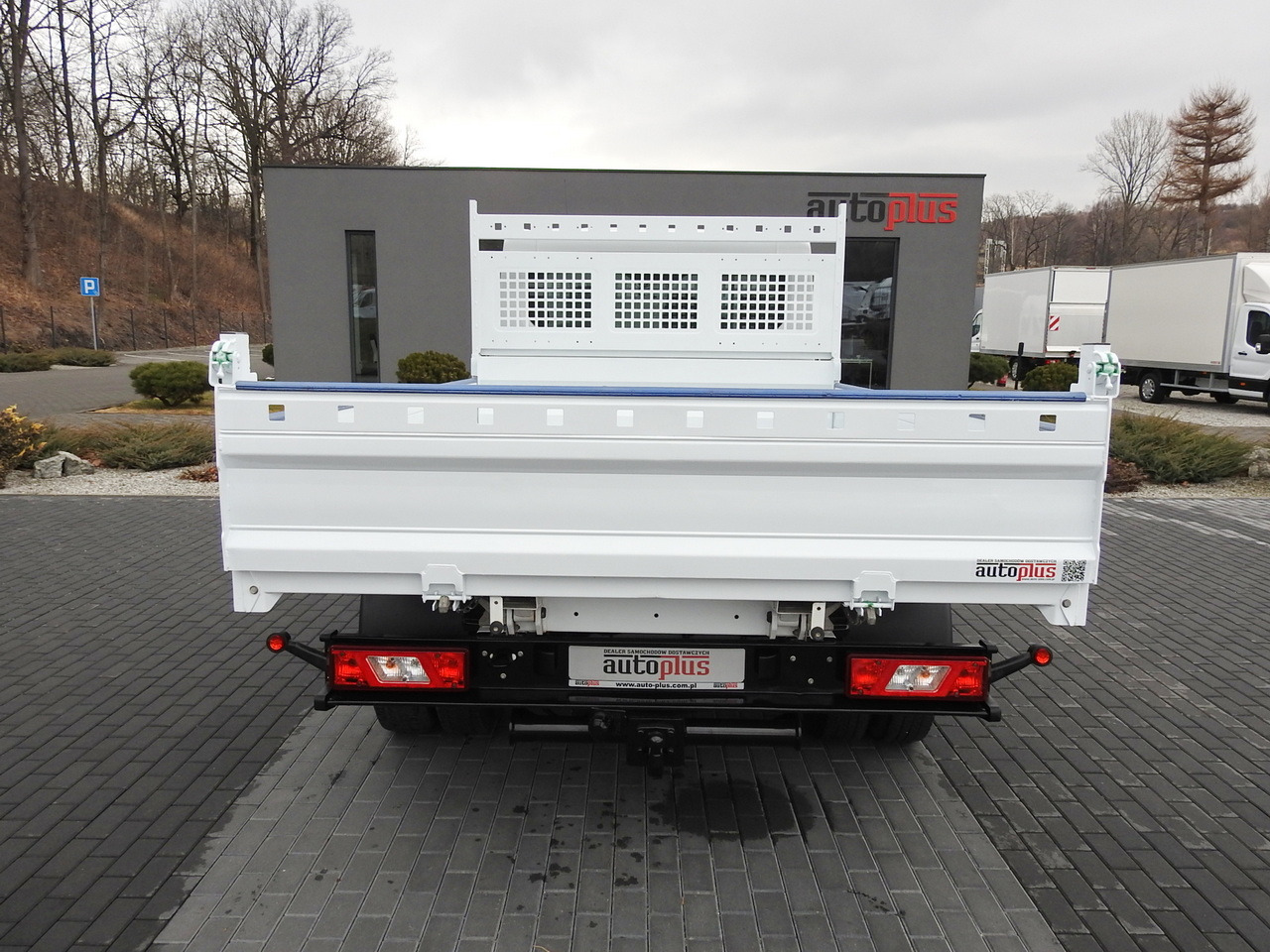 Utilitaire benne FORD TRANSIT TIPPER LED LIGHTS TWIN WHEELS AIR CONDITIONING  130HP: photos 10