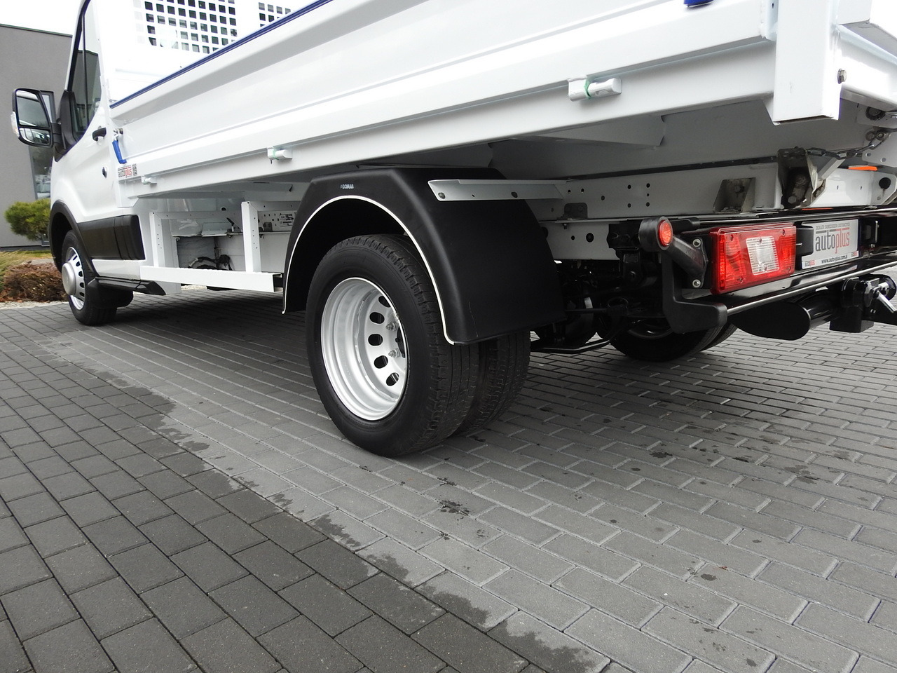 Utilitaire benne FORD TRANSIT TIPPER LED LIGHTS TWIN WHEELS AIR CONDITIONING  130HP: photos 16