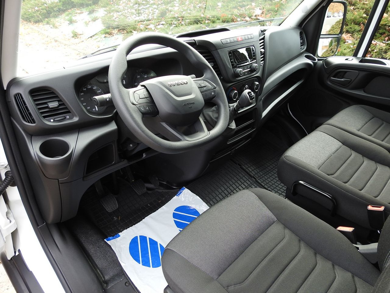 IVECO DAILY 35S16 NEW TARPAULIN LIFT 8 PALLETS CRUISE CONTROL AIR CONDITIONING 160HP - Utilitaire rideaux coulissants (PLSC): photos 2 IVECO DAILY 35S16 NEW TARPAULIN LIFT 8 PALLETS CRUISE CONTROL AIR CONDITIONING 160HP - Utilitaire rideaux coulissants (PLSC): photos 2