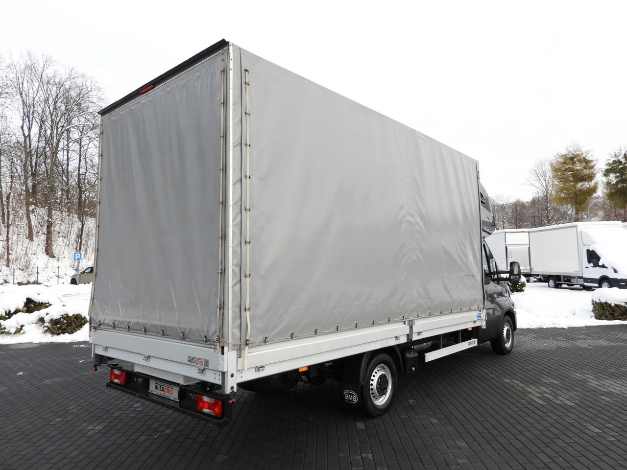 IVECO DAILY 35S18 TARPAULIN 10 PALLETS WEBASTO CRUISE CONTROL LED LIGHTS PNEUMATICS AIR CONDITIONING 180HP - Utilitaire rideaux coulissants (PLSC): photos 3 IVECO DAILY 35S18 TARPAULIN 10 PALLETS WEBASTO CRUISE CONTROL LED LIGHTS PNEUMATICS AIR CONDITIONING 180HP - Utilitaire rideaux coulissants (PLSC): photos 3