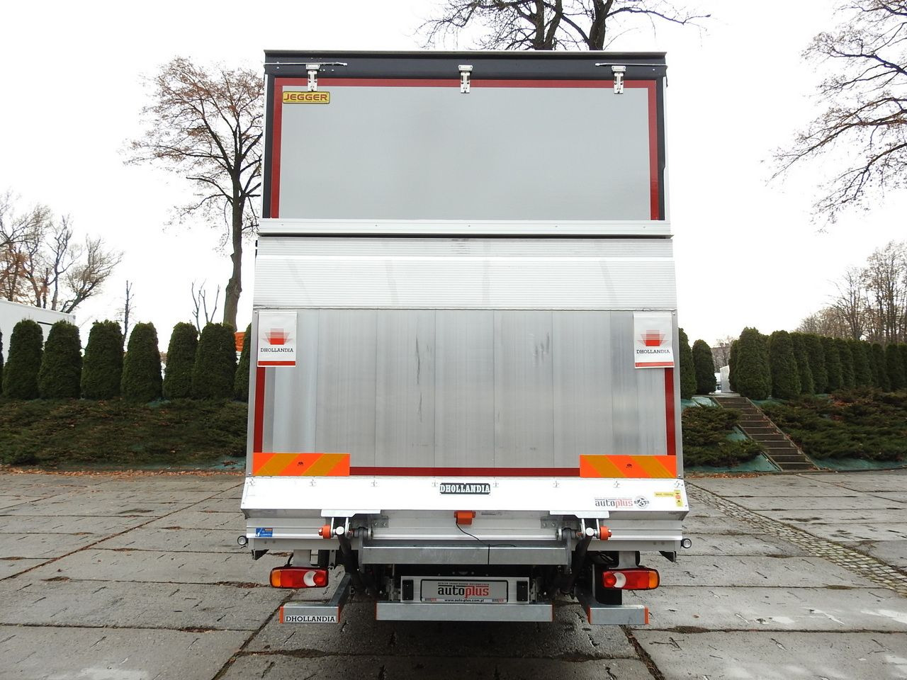 Crédit-bail de IVECO EUROCARGO 120-250 NEW TARPAULIN LIFT 18 PALLETS WEBASTO CRUISE CONTROL AIR CONDITIONING LED LIGHTS PNEUMATICS AUTOMATIC TRANSMISSION HI-MATIC 250HP IVECO EUROCARGO 120-250 NEW TARPAULIN LIFT 18 PALLETS WEBASTO CRUISE CONTROL AIR CONDITIONING LED LIGHTS PNEUMATICS AUTOMATIC TRANSMISSION HI-MATIC 250HP: photos 12