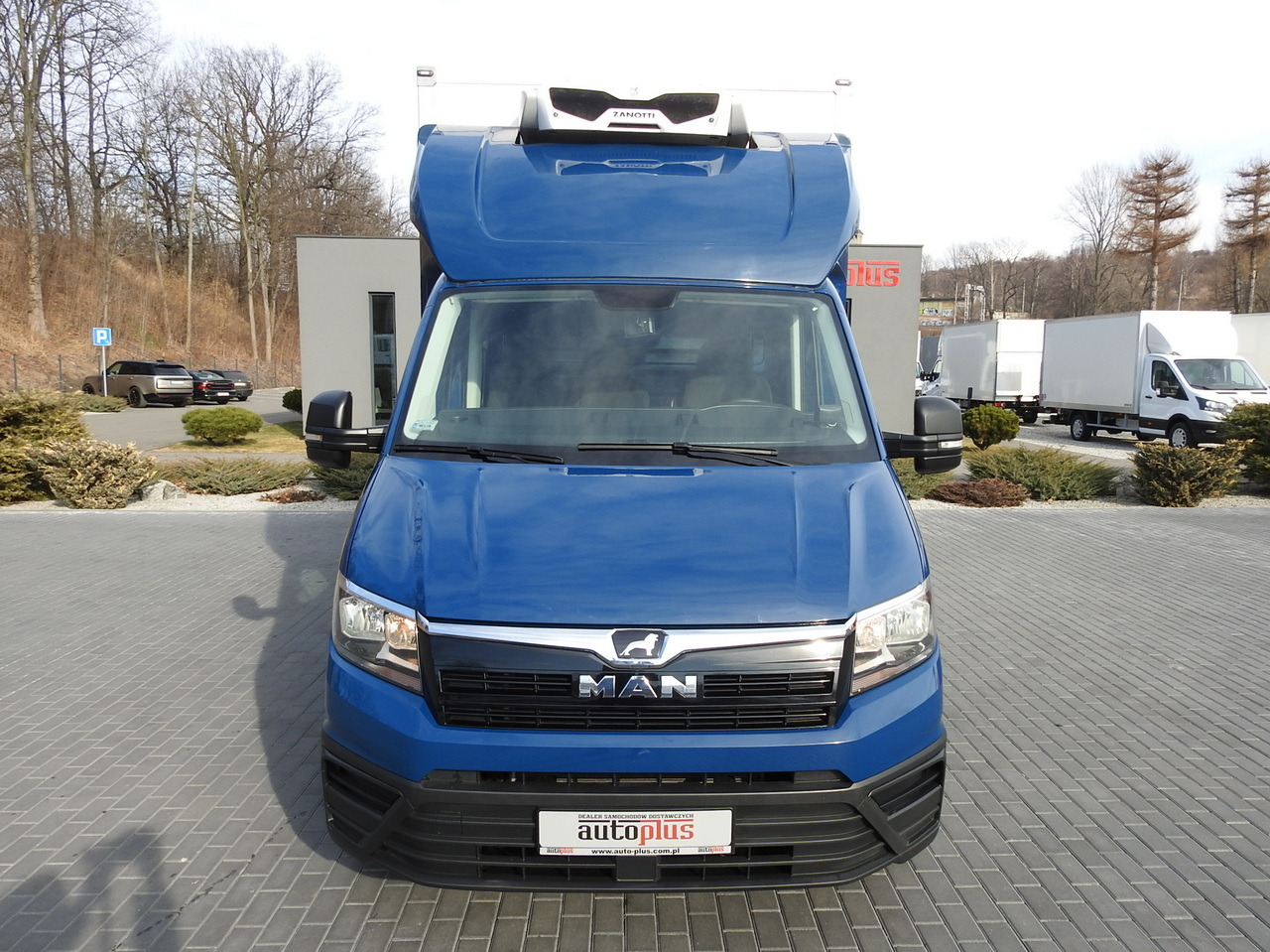 MAN TGE 3.180 REGRIGERATOR BOX -5*C 8 PALLETS HEATING FUNCTION CRUISE CONTROL PNEUMATICS AIR CONDITIONING 180HP - Utilitaire frigorifique: photos 5 MAN TGE 3.180 REGRIGERATOR BOX -5*C 8 PALLETS HEATING FUNCTION CRUISE CONTROL PNEUMATICS AIR CONDITIONING 180HP - Utilitaire frigorifique: photos 5