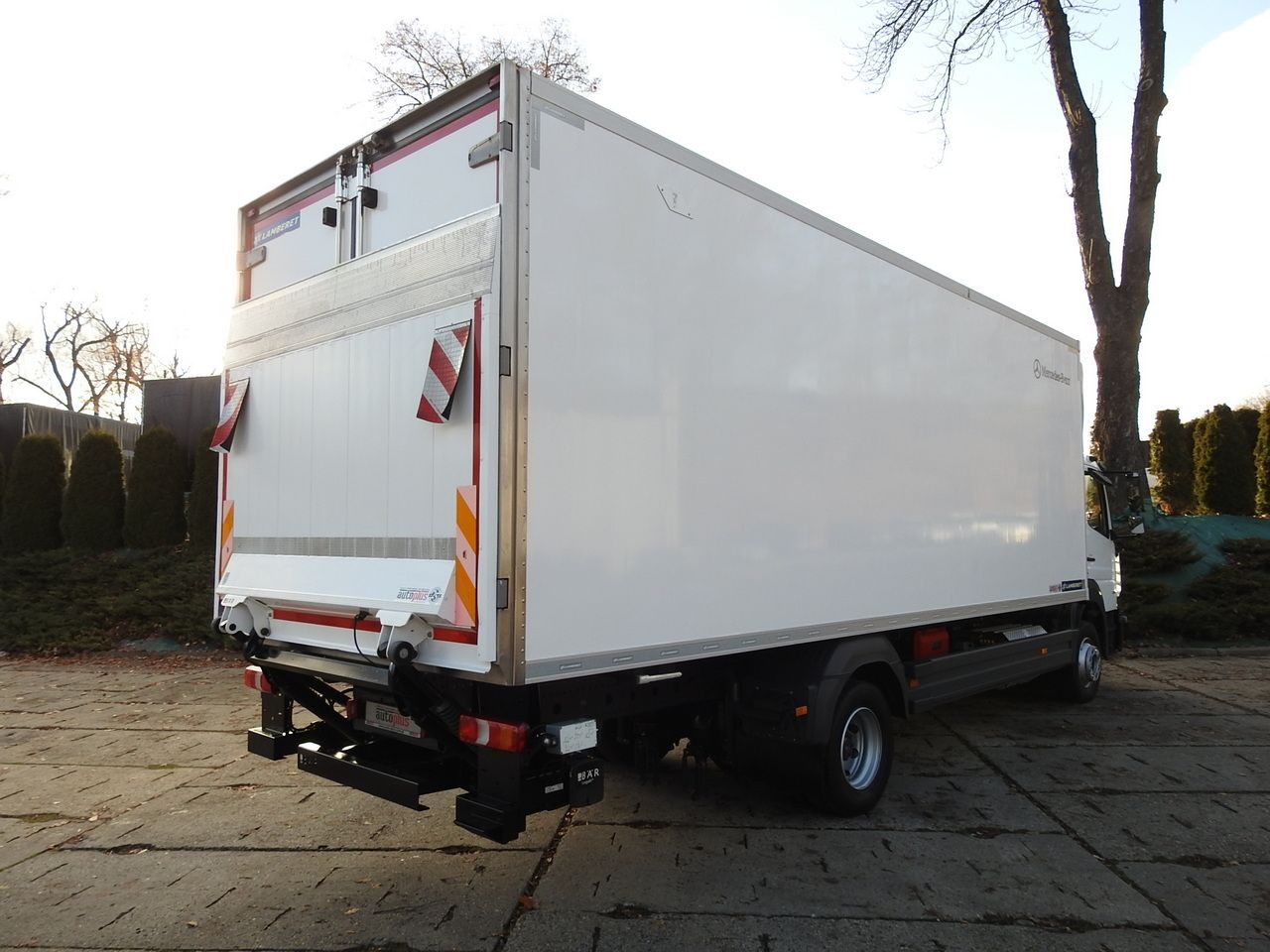 MERCEDES ATEGO 12.24 REGRIGERATOR BOX -10*C LIFT 16 PALLETS HEATING FUNCTION WEBASTO CRUISE CONTROL PNEUMATICS AIR CONDITIONING  240HP - Camion frigorifique: photos 3 MERCEDES ATEGO 12.24 REGRIGERATOR BOX -10*C LIFT 16 PALLETS HEATING FUNCTION WEBASTO CRUISE CONTROL PNEUMATICS AIR CONDITIONING  240HP - Camion frigorifique: photos 3