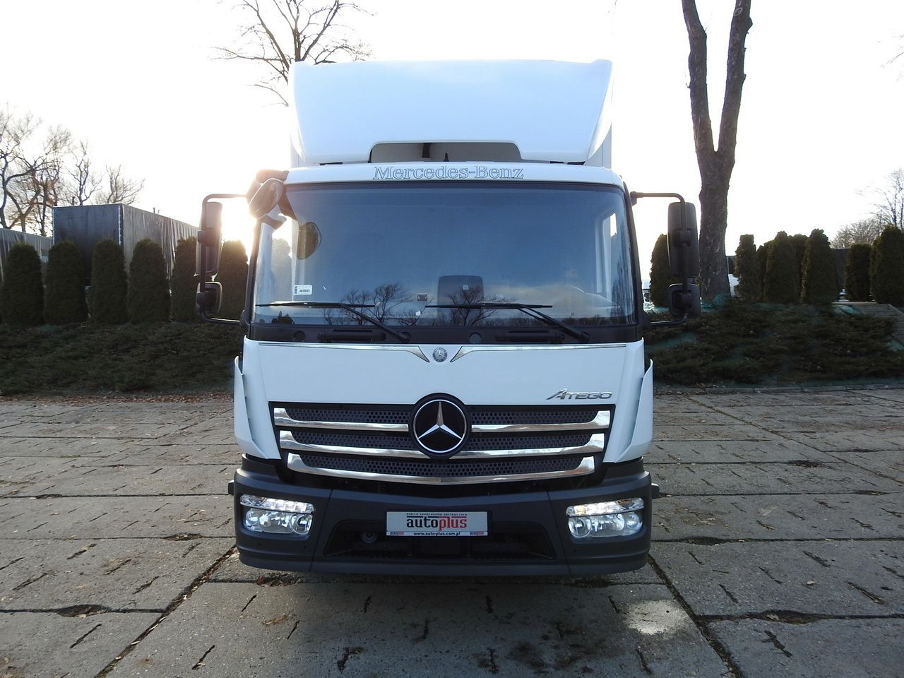 MERCEDES ATEGO 12.24 REGRIGERATOR BOX -10*C LIFT 16 PALLETS HEATING FUNCTION WEBASTO CRUISE CONTROL PNEUMATICS AIR CONDITIONING  240HP - Camion frigorifique: photos 5 MERCEDES ATEGO 12.24 REGRIGERATOR BOX -10*C LIFT 16 PALLETS HEATING FUNCTION WEBASTO CRUISE CONTROL PNEUMATICS AIR CONDITIONING  240HP - Camion frigorifique: photos 5