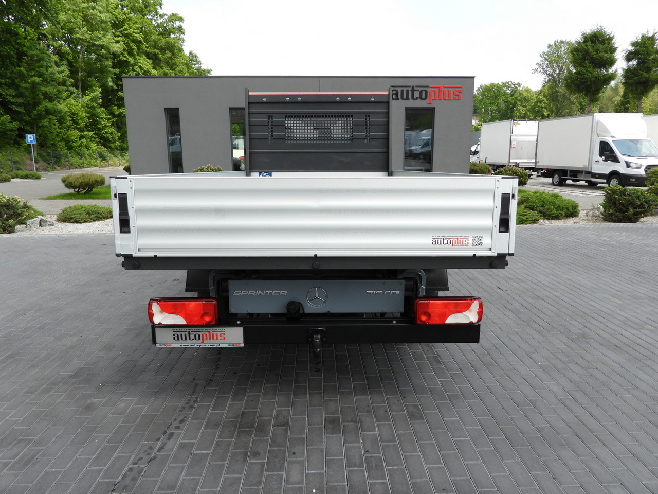 Utilitaire plateau MERCEDES SPRINTER 315 STAKE BODY 8 PALLETS CRUISE CONTROL AIR CONDITIONING  150HP: photos 10