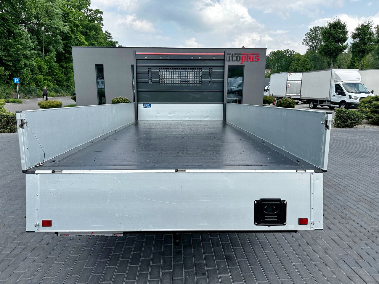 Utilitaire plateau MERCEDES SPRINTER 315 STAKE BODY 8 PALLETS CRUISE CONTROL AIR CONDITIONING  150HP: photos 11