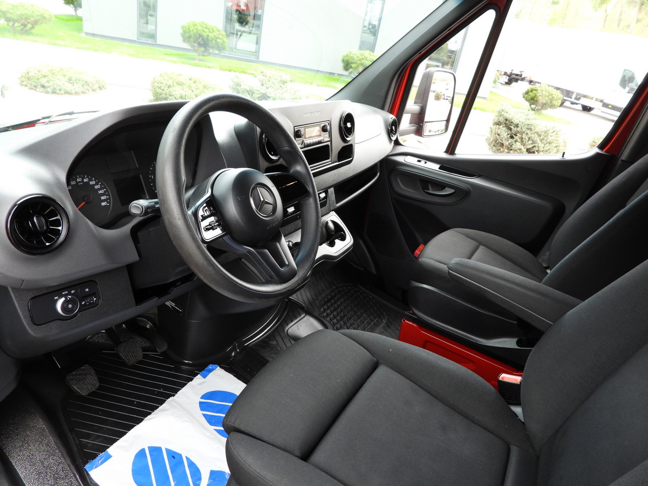 MERCEDES SPRINTER 316 8 PALLETS TARPAULIN LIFT CRUISE CONTROL AIR CONDITIONING 160HP - Utilitaire rideaux coulissants (PLSC): photos 2 MERCEDES SPRINTER 316 8 PALLETS TARPAULIN LIFT CRUISE CONTROL AIR CONDITIONING 160HP - Utilitaire rideaux coulissants (PLSC): photos 2