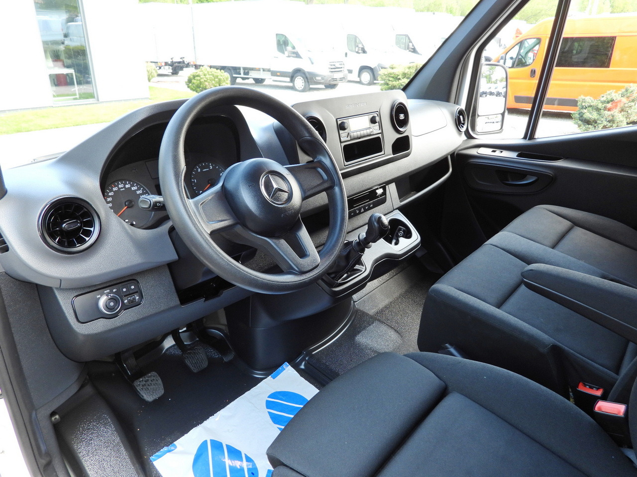 MERCEDES SPRINTER 316 VAN AIR CONDITIONING  165HP - Fourgon utilitaire: photos 2 MERCEDES SPRINTER 316 VAN AIR CONDITIONING  165HP - Fourgon utilitaire: photos 2