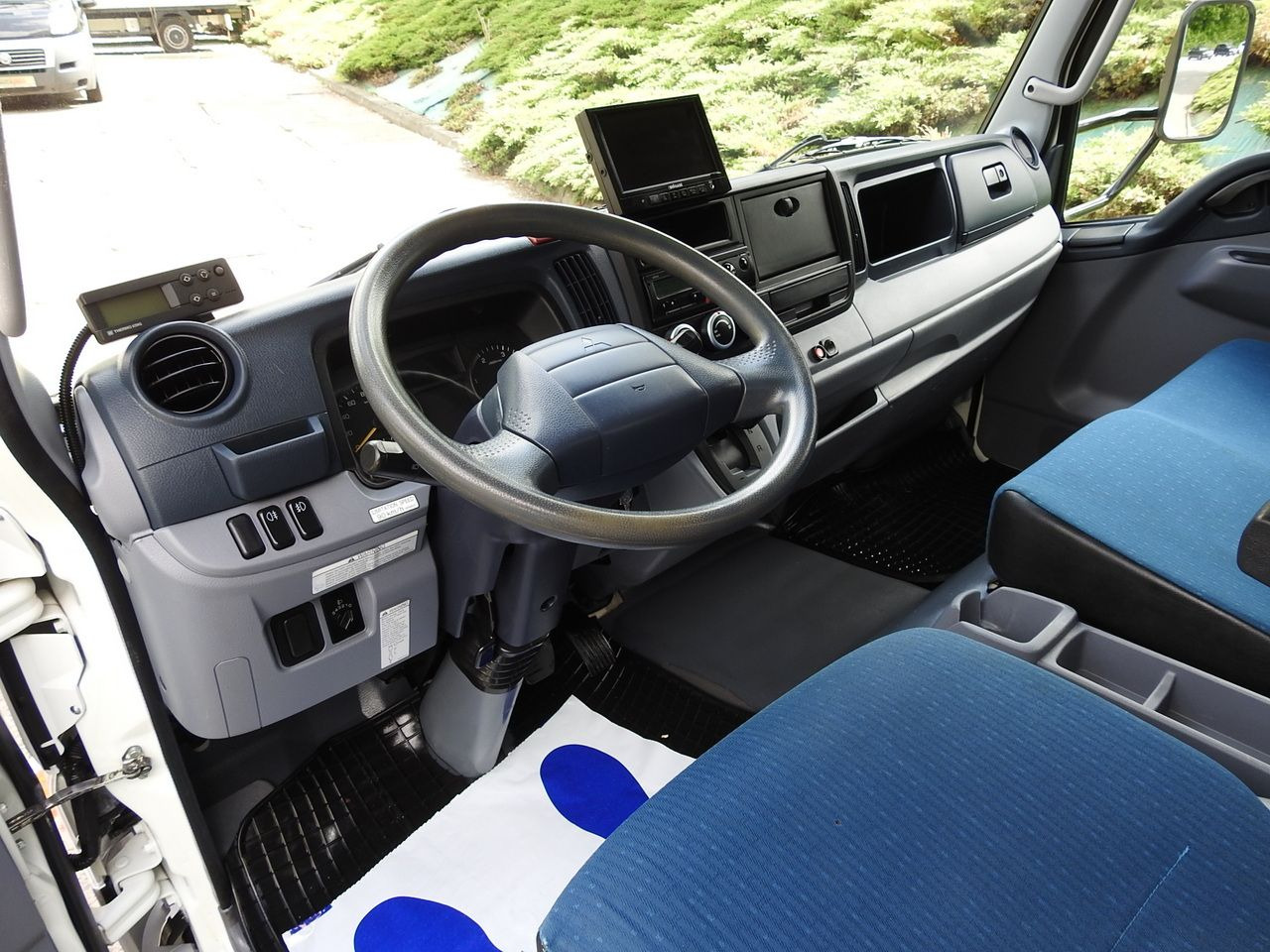 MITSUBISHI CANTER FUSO 7C15 REGRIGERATOR BOX -4*C LIFT POWER SUPPLY 230V AIR CONDITIONING AUTOMATIC TRANSMISSION 150HP - Camion frigorifique: photos 2 MITSUBISHI CANTER FUSO 7C15 REGRIGERATOR BOX -4*C LIFT POWER SUPPLY 230V AIR CONDITIONING AUTOMATIC TRANSMISSION 150HP - Camion frigorifique: photos 2