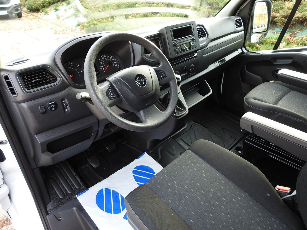 OPEL MOVANO TARPAULIN 10 PALLETS WEBASTO CRUISE CONTROL LED LIGHTS PNEUMATICS AIR CONDITIONING 165HP - Utilitaire rideaux coulissants (PLSC): photos 2 OPEL MOVANO TARPAULIN 10 PALLETS WEBASTO CRUISE CONTROL LED LIGHTS PNEUMATICS AIR CONDITIONING 165HP - Utilitaire rideaux coulissants (PLSC): photos 2