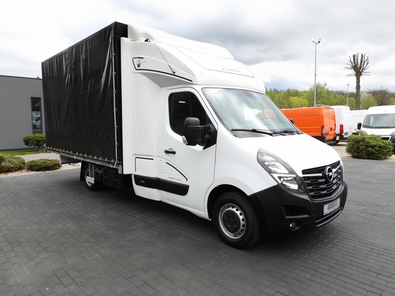 OPEL MOVANO TARPAULIN 10 PALLETS WEBASTO CRUISE CONTROL LED LIGHTS PNEUMATICS AIR CONDITIONING 165HP - Utilitaire rideaux coulissants (PLSC): photos 4 OPEL MOVANO TARPAULIN 10 PALLETS WEBASTO CRUISE CONTROL LED LIGHTS PNEUMATICS AIR CONDITIONING 165HP - Utilitaire rideaux coulissants (PLSC): photos 4