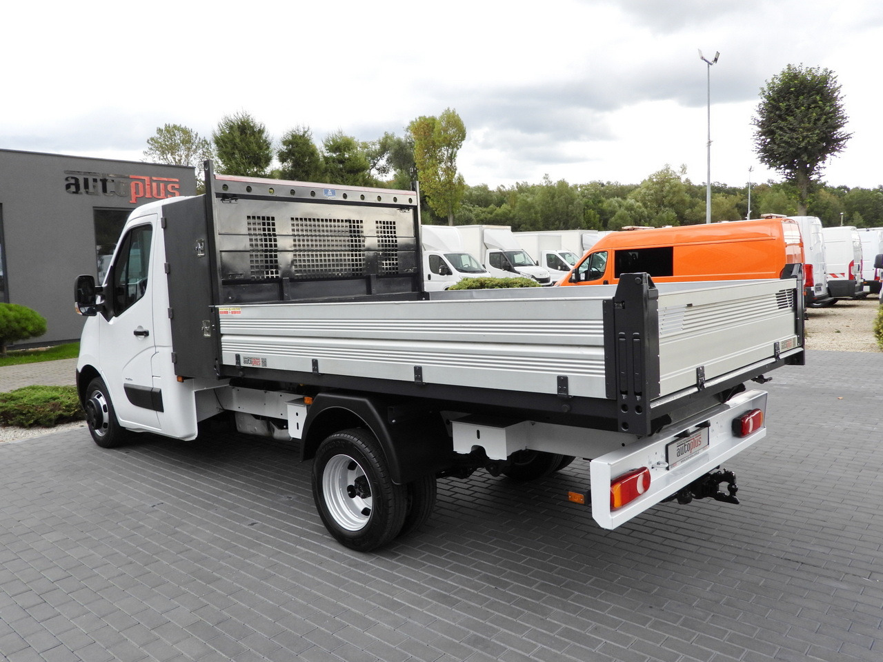 Utilitaire benne OPEL MOVANO TIPPER NAVIGATION LED LIGHTS TWIN WHEELS AIR CONDITIONING  145HP: photos 9