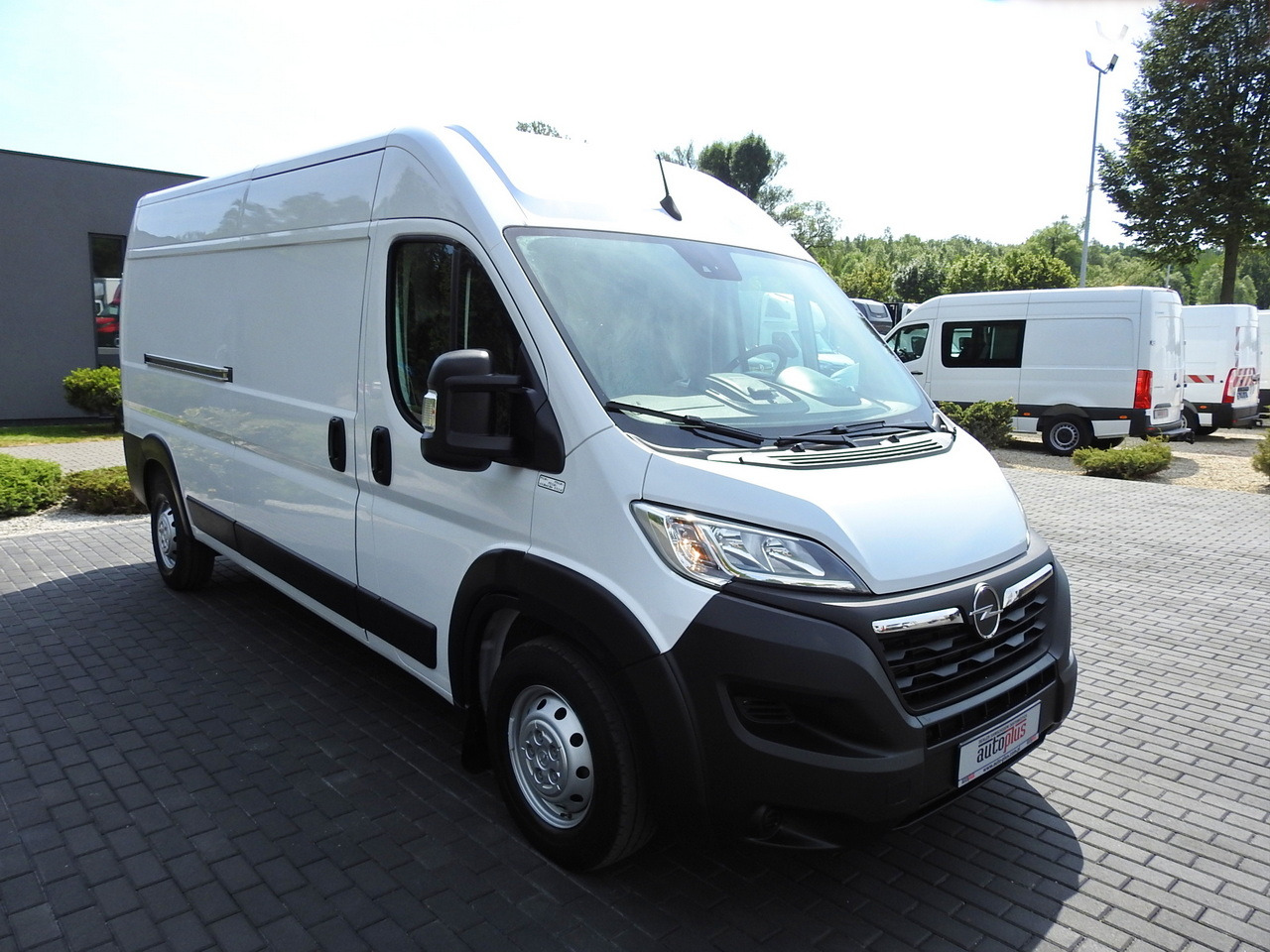 OPEL MOVANO VAN CRUISE CONTROL AIR CONDITIONING 140HP - Fourgon utilitaire: photos 4 OPEL MOVANO VAN CRUISE CONTROL AIR CONDITIONING 140HP - Fourgon utilitaire: photos 4