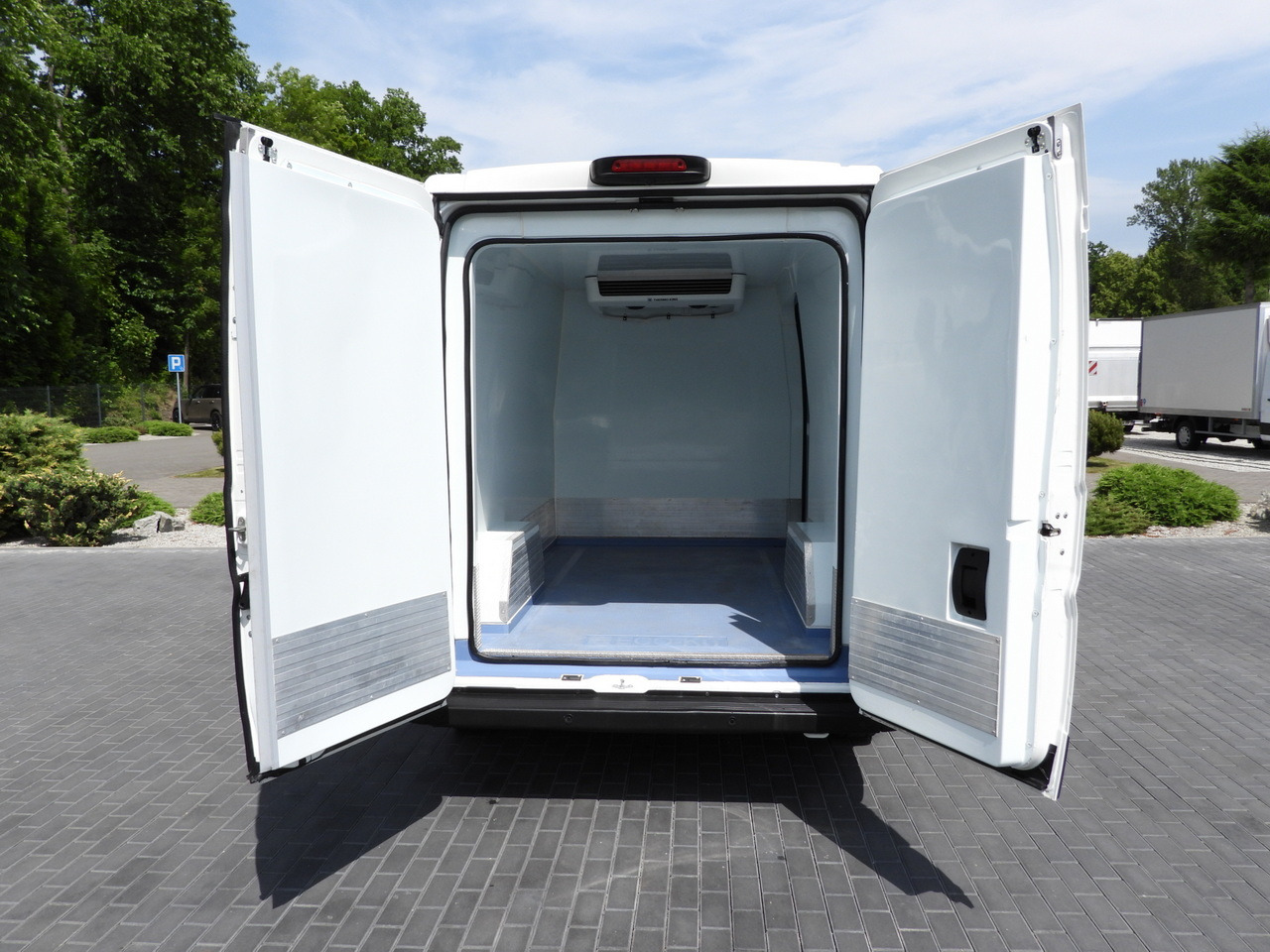 Utilitaire frigorifique PEUGEOT BOXER  REFRIGERATOR VAN -10*C CRUISE CONTROL AIR CONDITIONING  130HP: photos 12