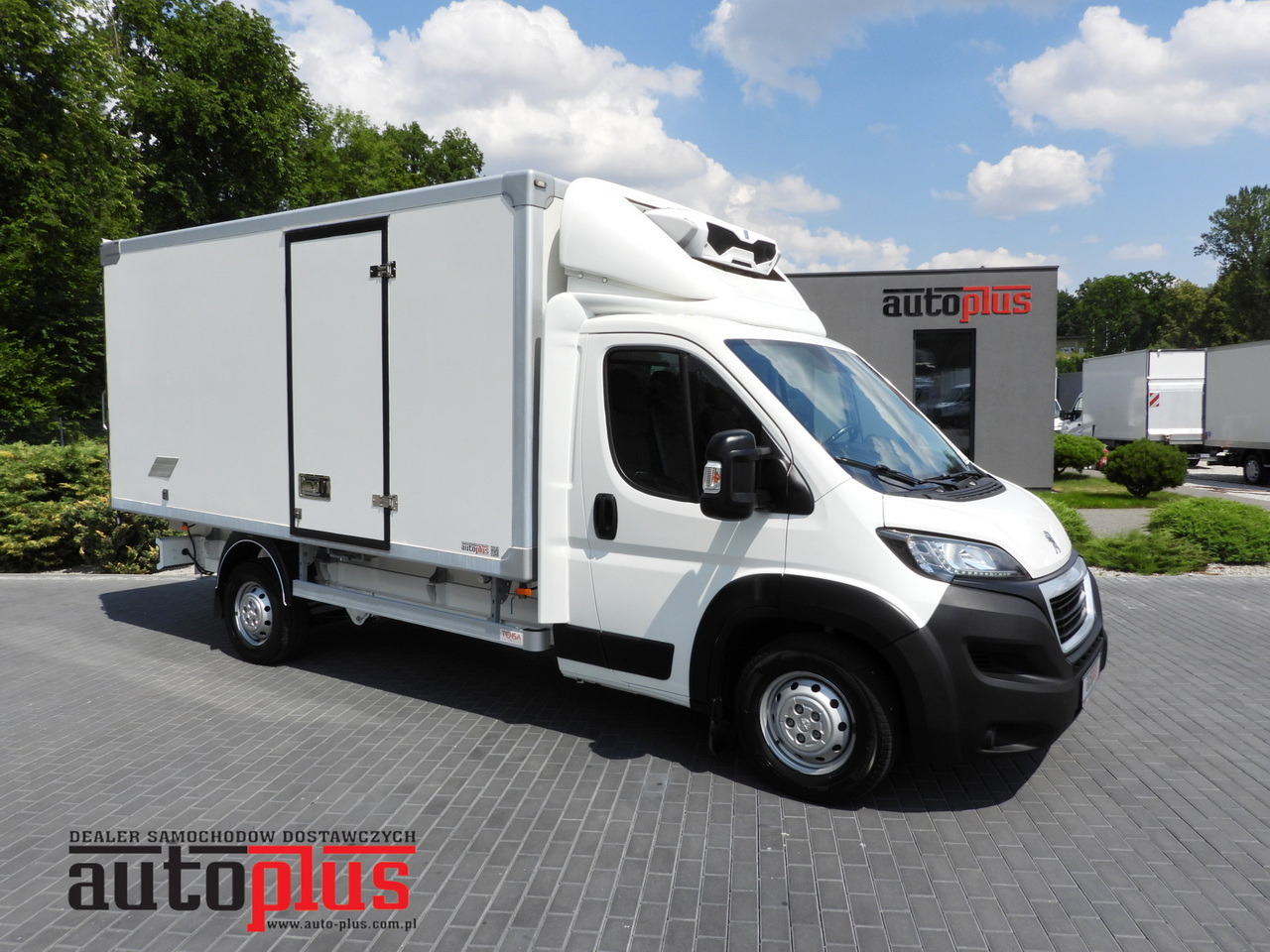 PEUGEOT BOXER REGRIGERATOR BOX 0*C 8 PALLETS CRUISE CONTROL LED LIGHTS AIR CONDITIONING  165HP - Utilitaire frigorifique: photos 1 PEUGEOT BOXER REGRIGERATOR BOX 0*C 8 PALLETS CRUISE CONTROL LED LIGHTS AIR CONDITIONING  165HP - Utilitaire frigorifique: photos 1