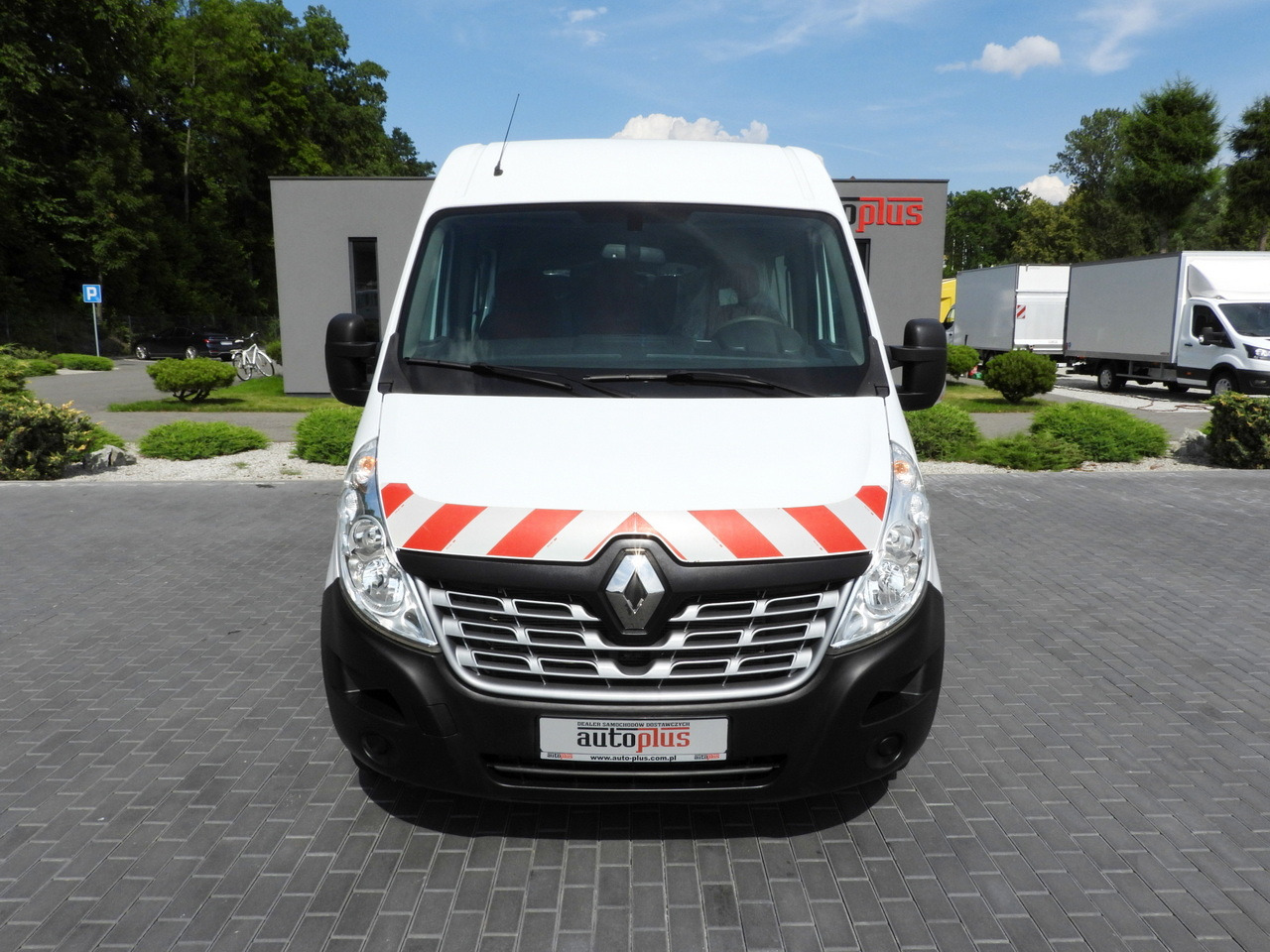 RENAULT MASTER BOX DELIVERY VAN 7 SEATS CRUISE CONTROL TWIN WHEELS AIR CONDITIONING 145HP - Fourgon utilitaire: photos 5 RENAULT MASTER BOX DELIVERY VAN 7 SEATS CRUISE CONTROL TWIN WHEELS AIR CONDITIONING 145HP - Fourgon utilitaire: photos 5