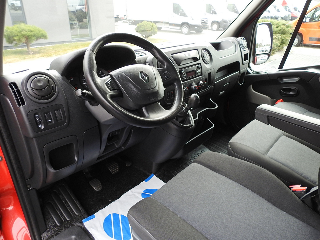 RENAULT MASTER TARPAULIN 10 PALLETS WEBASTO CRUISE CONTROL AIR CONDITIONING 170HP - Utilitaire rideaux coulissants (PLSC): photos 2 RENAULT MASTER TARPAULIN 10 PALLETS WEBASTO CRUISE CONTROL AIR CONDITIONING 170HP - Utilitaire rideaux coulissants (PLSC): photos 2