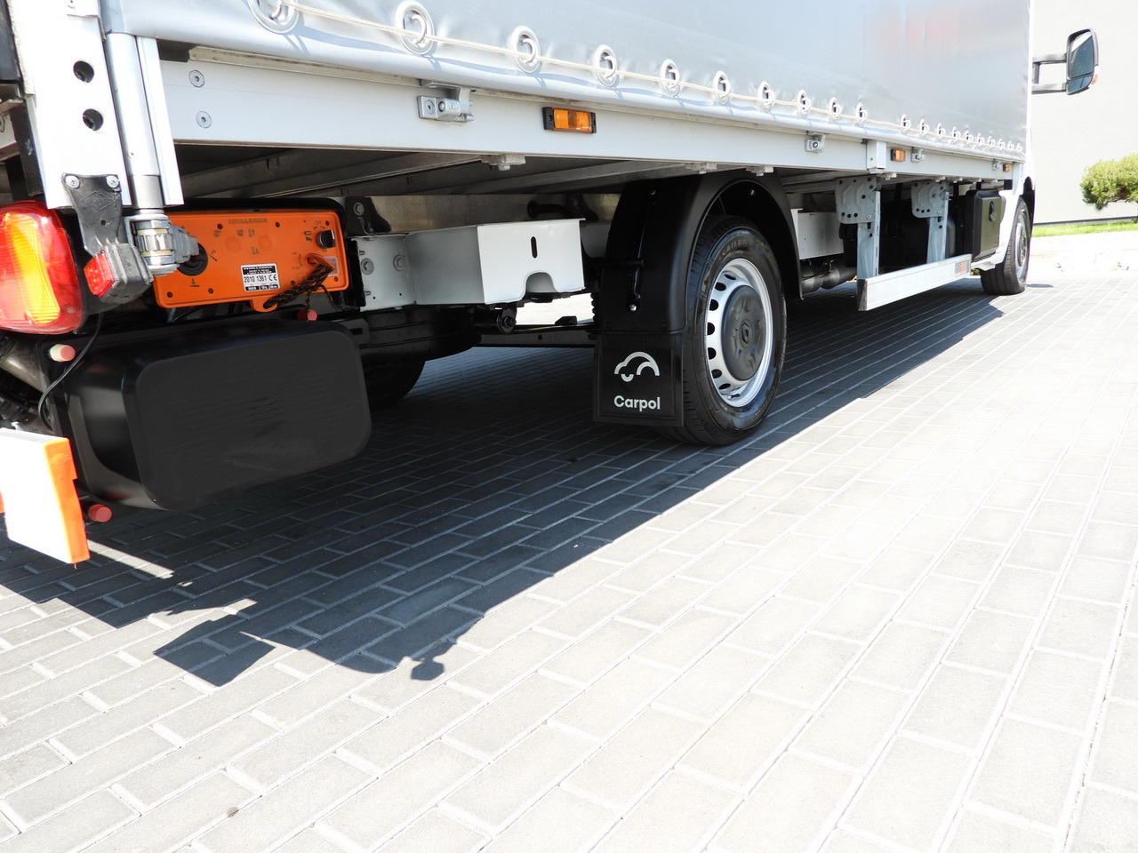 Utilitaire rideaux coulissants (PLSC) RENAULT MASTER TARPAULIN LIFT 10 PALLETS WEBASTO CRUISE CONTROL LED LIGHTS PNEUMATICS AIR CONDITIONING 165HP: photos 20 Utilitaire rideaux coulissants (PLSC) RENAULT MASTER TARPAULIN LIFT 10 PALLETS WEBASTO CRUISE CONTROL LED LIGHTS PNEUMATICS AIR CONDITIONING 165HP: photos 20