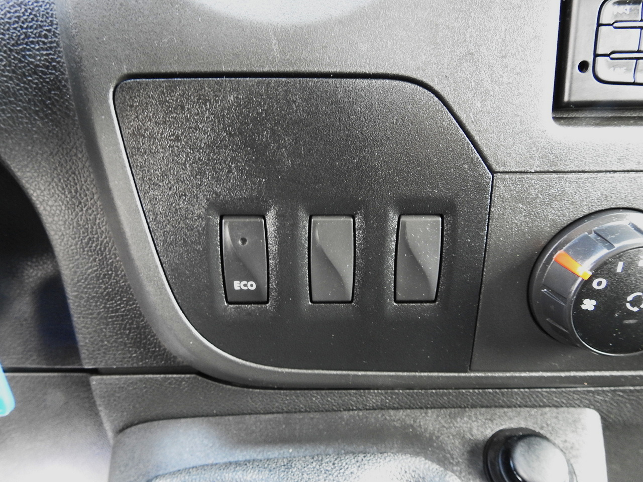 Utilitaire benne RENAULT MASTER TIPPER 130HP: photos 26 Utilitaire benne RENAULT MASTER TIPPER 130HP: photos 26