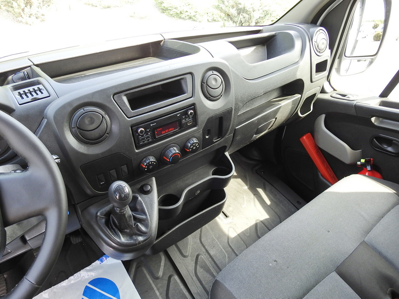 Utilitaire benne RENAULT MASTER TIPPER 130HP: photos 27 Utilitaire benne RENAULT MASTER TIPPER 130HP: photos 27