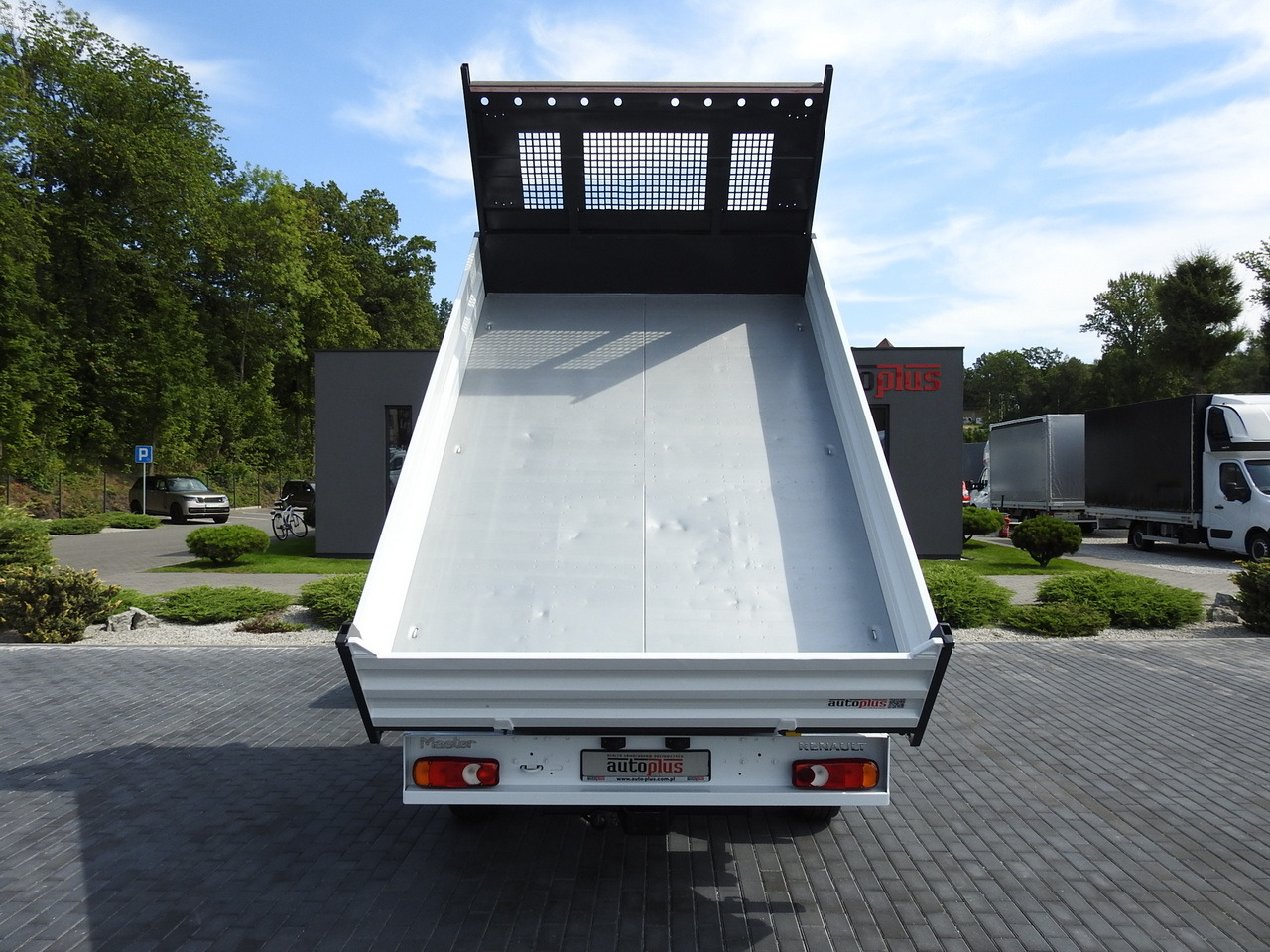 Utilitaire benne RENAULT MASTER TIPPER 130HP: photos 11 Utilitaire benne RENAULT MASTER TIPPER 130HP: photos 11