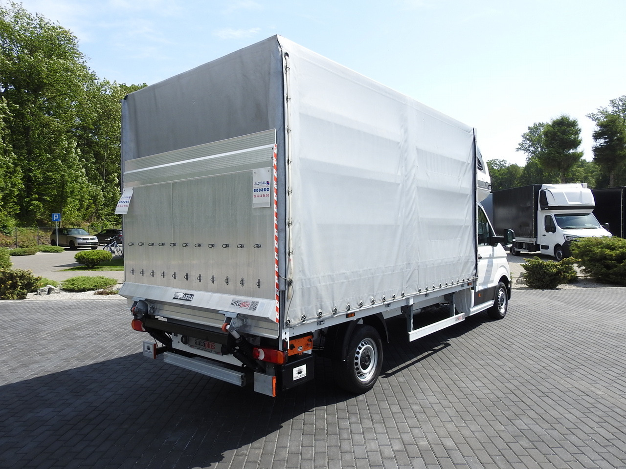 VOLKSWAGEN CRAFTER TARPAULIN LIFT 8 PALLETS WEBASTO CRUISE CONTROL 180HP - Utilitaire rideaux coulissants (PLSC): photos 3 VOLKSWAGEN CRAFTER TARPAULIN LIFT 8 PALLETS WEBASTO CRUISE CONTROL 180HP - Utilitaire rideaux coulissants (PLSC): photos 3