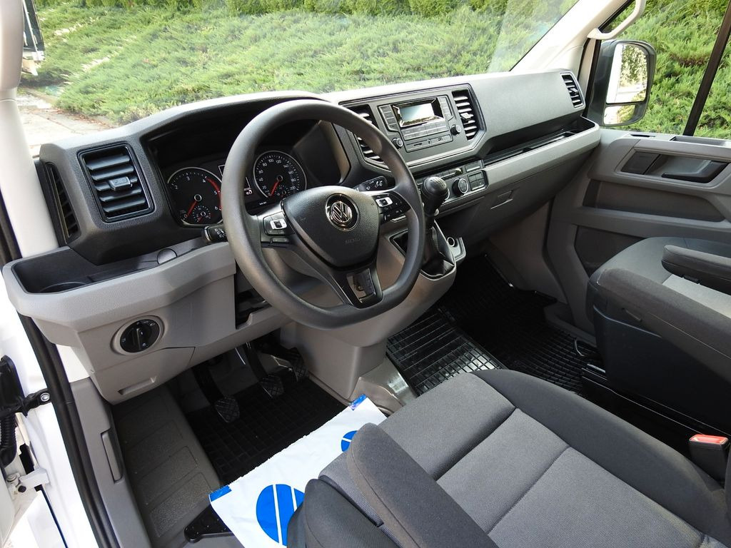 Volkswagen CRAFTER PRITSCHE PLANE 10 PALETTEN WEBASTO A/C - Utilitaire rideaux coulissants (PLSC), Utilitaire double cabine: photos 2 Volkswagen CRAFTER PRITSCHE PLANE 10 PALETTEN WEBASTO A/C - Utilitaire rideaux coulissants (PLSC), Utilitaire double cabine: photos 2