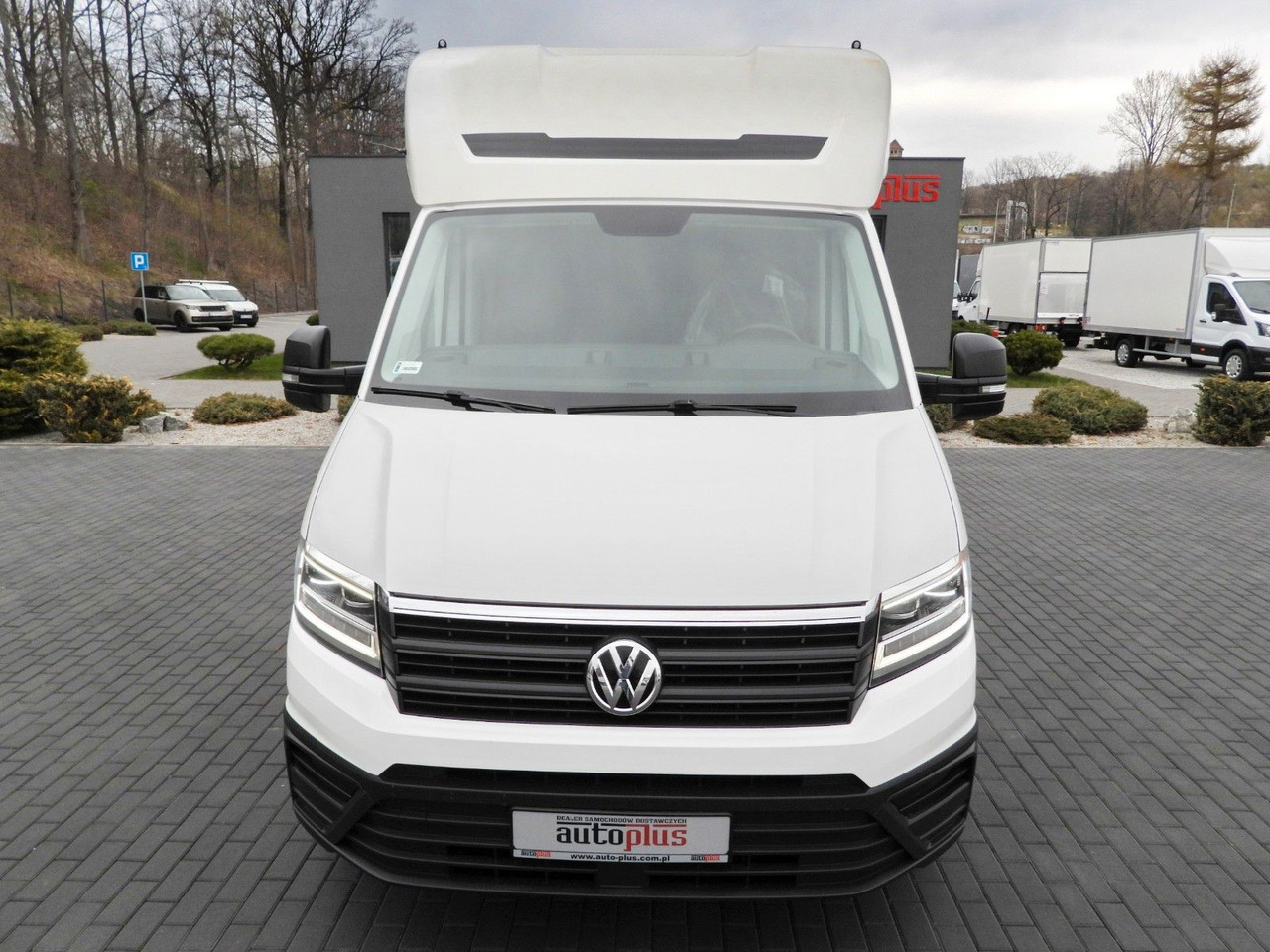 Volkswagen CRAFTER PRITSCHE PLANE 10 PALETTEN WEBASTO - Utilitaire rideaux coulissants (PLSC): photos 5 Volkswagen CRAFTER PRITSCHE PLANE 10 PALETTEN WEBASTO - Utilitaire rideaux coulissants (PLSC): photos 5