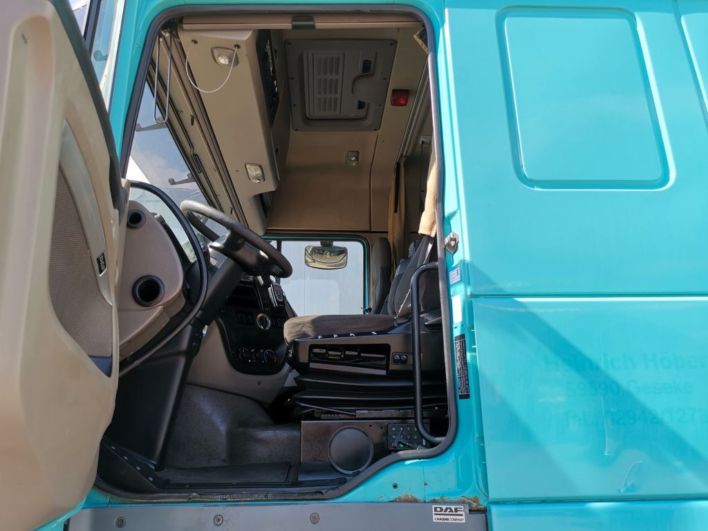 Camion bétaillère DAF XF 105.460  / Intarder / 4 Stock / KOMPLETT ! DAF XF 105.460  / Intarder / 4 Stock / KOMPLETT !: photos 12