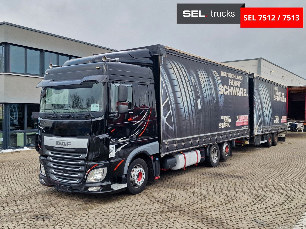 DAF XF 460 FAR / ZF Intarder / Durchladezug - Camion à rideaux coulissants: photos 1 DAF XF 460 FAR / ZF Intarder / Durchladezug - Camion à rideaux coulissants: photos 1
