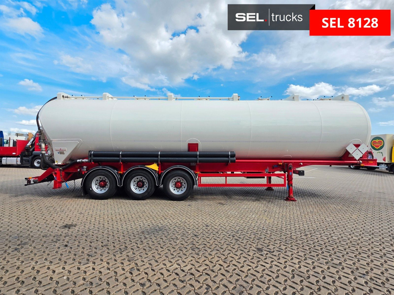 Kässbohrer XS / Kippsilo / 60 m3 / ADR AT - Citerne pulvérulente: photos 4 Kässbohrer XS / Kippsilo / 60 m3 / ADR AT - Citerne pulvérulente: photos 4