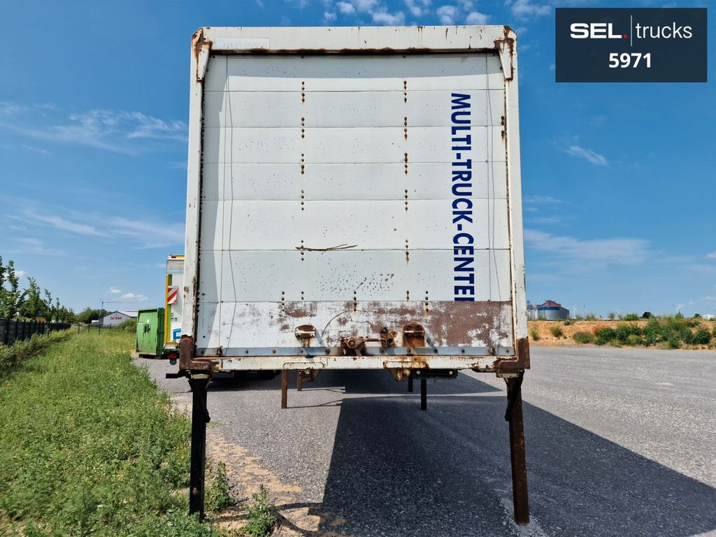 Krone WK 7.3 RSTG / Textil / Koffer / Rolltor Krone WK 7.3 RSTG / Textil / Koffer / Rolltor - Carrosserie fourgon: photos 4 Krone WK 7.3 RSTG / Textil / Koffer / Rolltor Krone WK 7.3 RSTG / Textil / Koffer / Rolltor - Carrosserie fourgon: photos 4