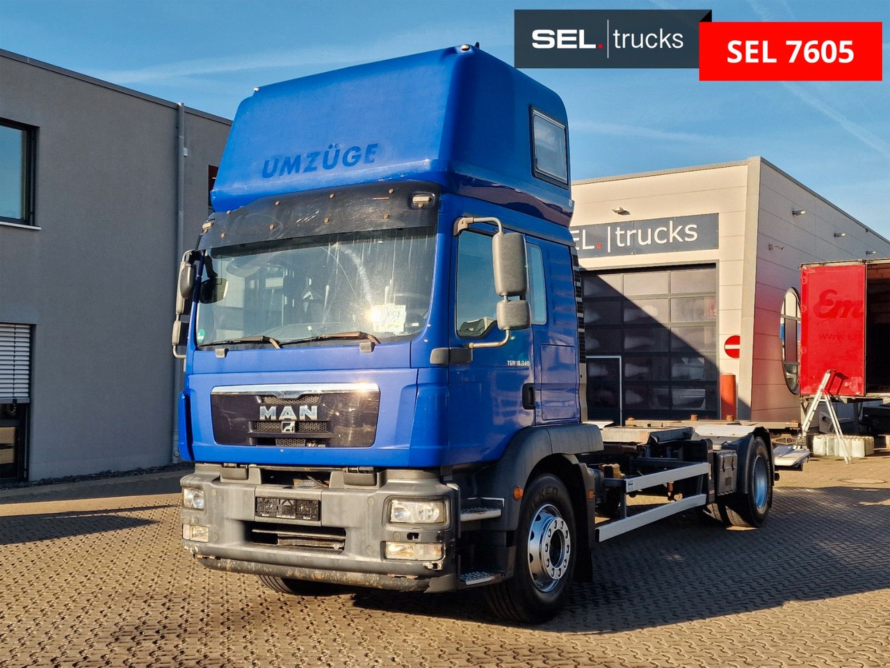 MAN TGM 18.340 4X2 LL / Ladebordwand / 3 Betten - Camion porte-conteneur/ Caisse mobile: photos 1 MAN TGM 18.340 4X2 LL / Ladebordwand / 3 Betten - Camion porte-conteneur/ Caisse mobile: photos 1