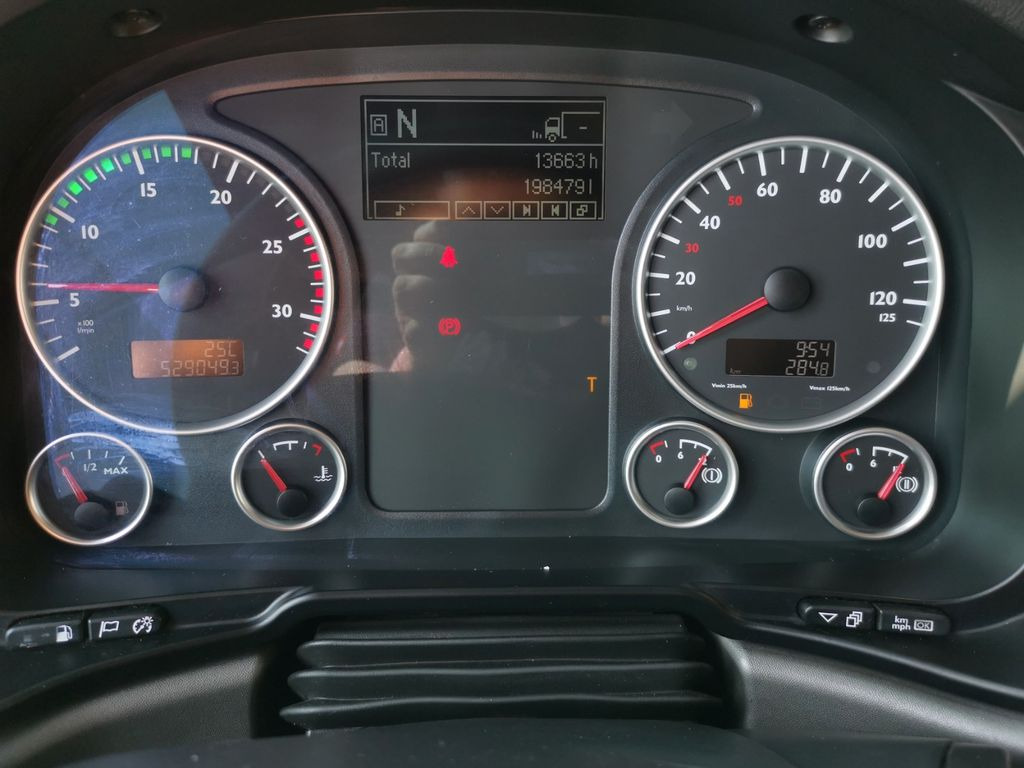 Camion grue MAN TGX 26.440 6X2-4 BL /Fassi /Lenkachse /Intarder MAN TGX 26.440 6X2-4 BL /Fassi /Lenkachse /Intarder: photos 17