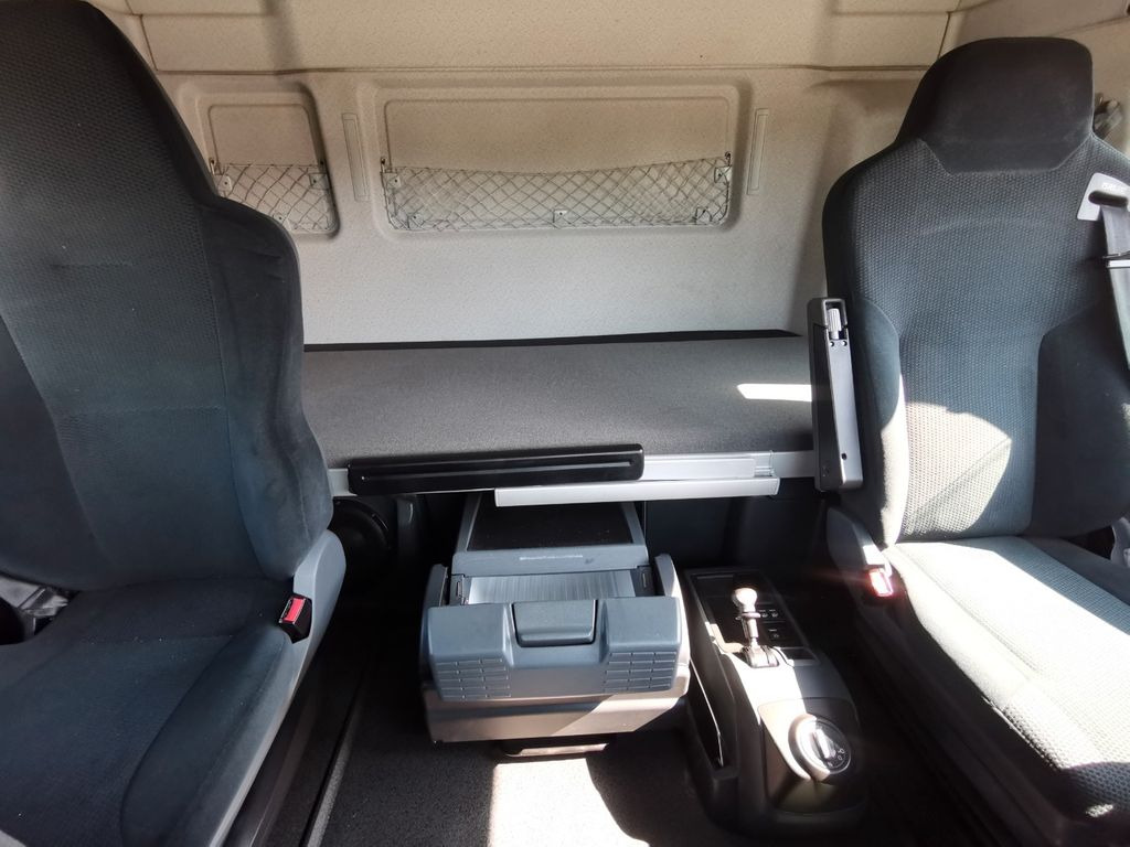 Camion grue MAN TGX 26.440 6X2-4 BL /Fassi /Lenkachse /Intarder MAN TGX 26.440 6X2-4 BL /Fassi /Lenkachse /Intarder: photos 12