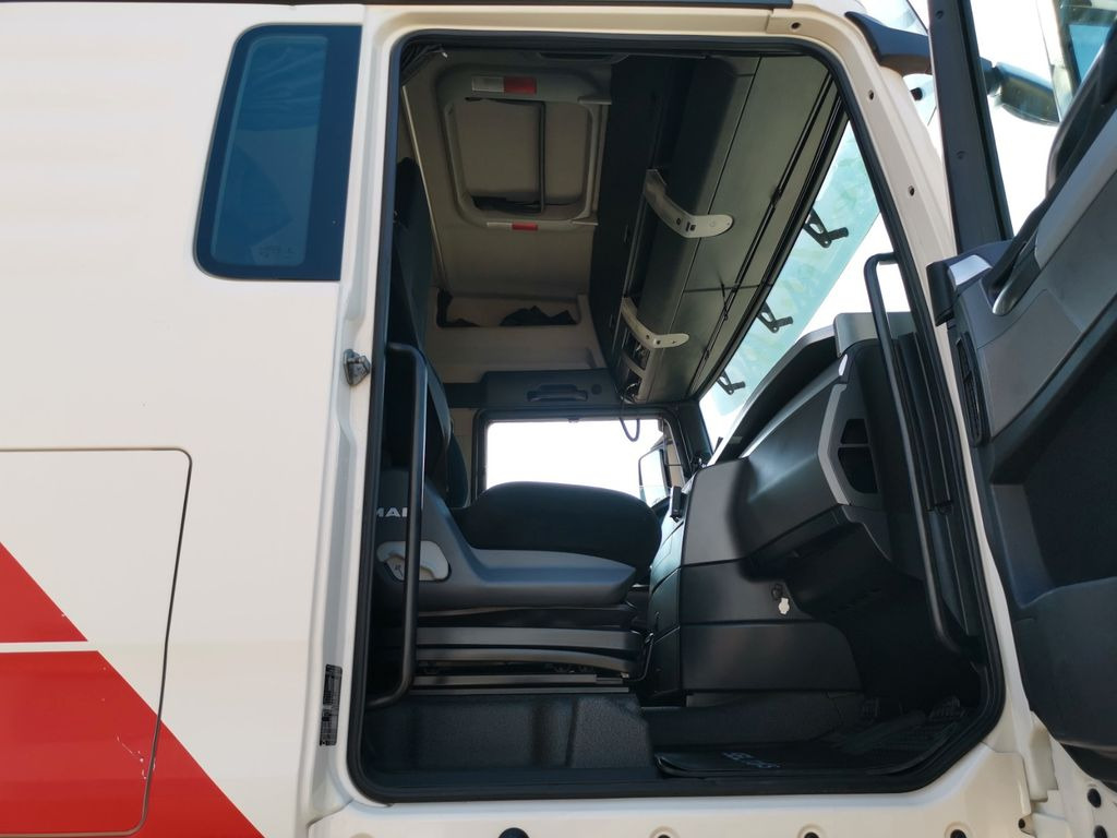 Camion grue MAN TGX 26.440 6X2-4 BL /Fassi /Lenkachse /Intarder MAN TGX 26.440 6X2-4 BL /Fassi /Lenkachse /Intarder: photos 11