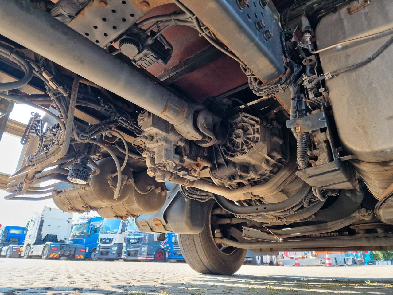 Camion pour le transport de boissons Mercedes-Benz Actros 2543 / Retarder / Lenkachse / Liftachse: photos 10