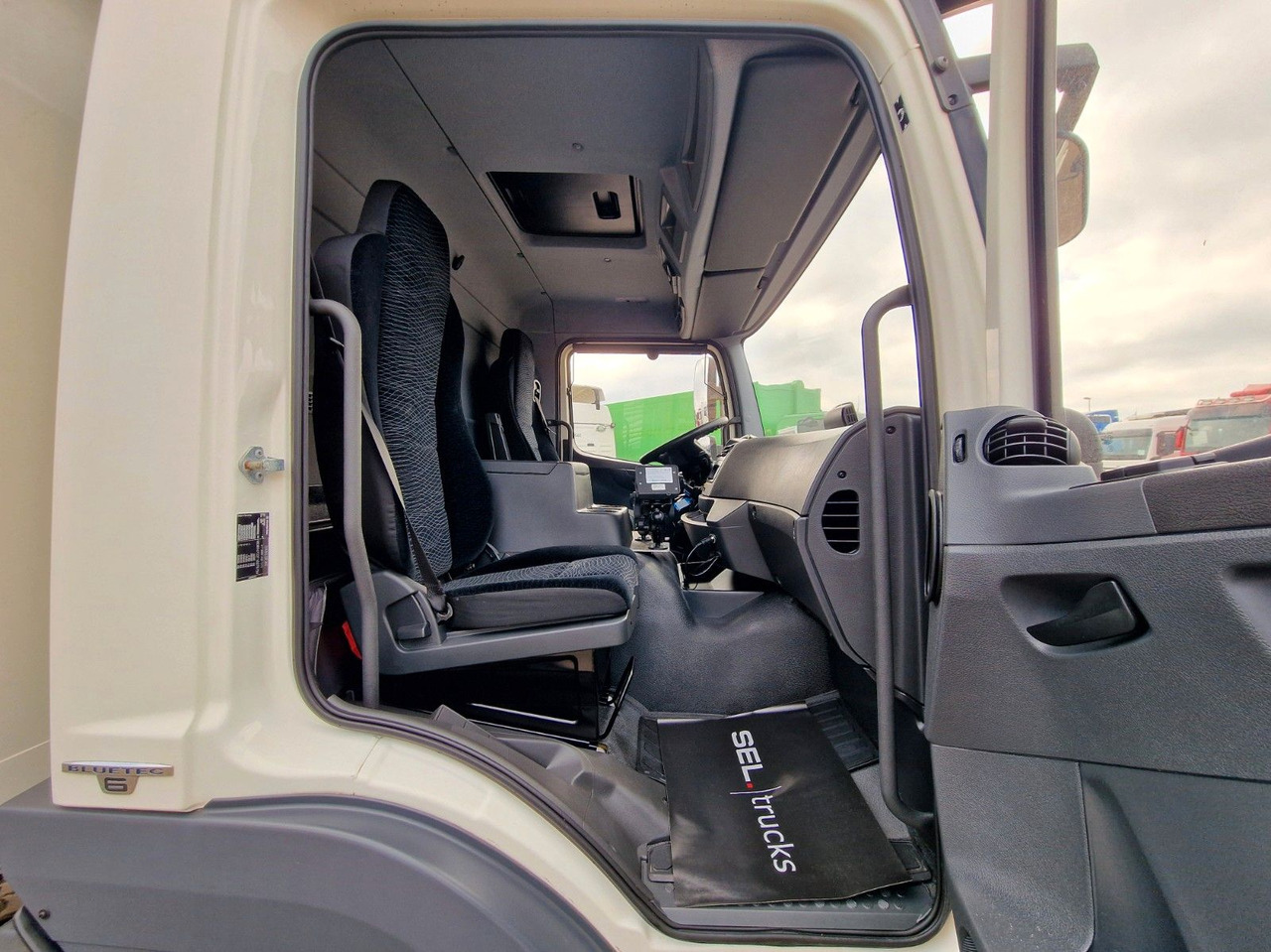 Camion frigorifique Mercedes-Benz Atego 1530 / Ladebordwand / Frigoblock FK25L: photos 18