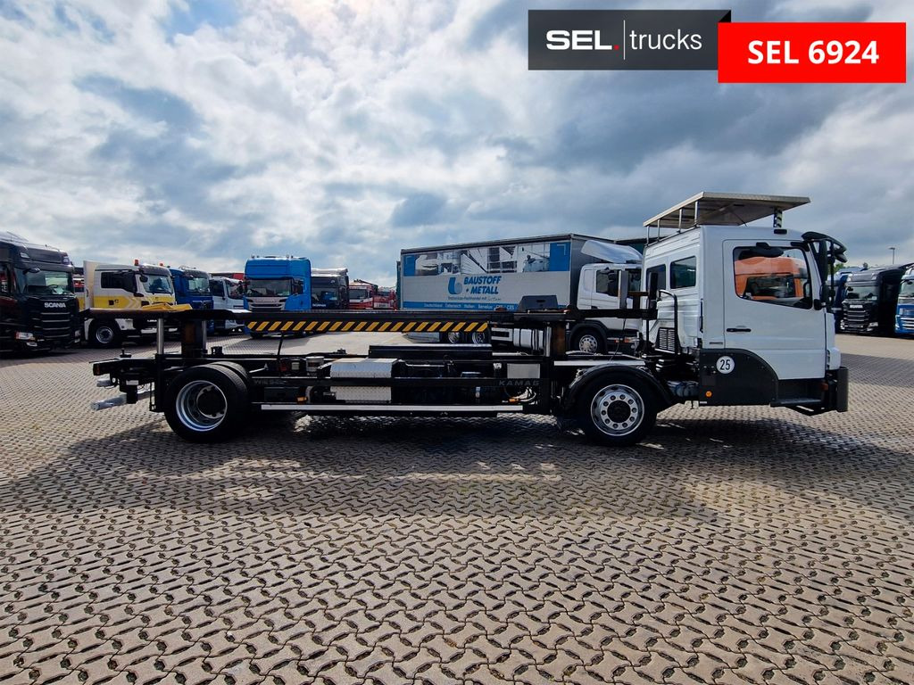 Mercedes-Benz KAMAG WBH 25 / Wiesel Umsetzer Sattelplatte - Camion porte-conteneur/ Caisse mobile: photos 4 Mercedes-Benz KAMAG WBH 25 / Wiesel Umsetzer Sattelplatte - Camion porte-conteneur/ Caisse mobile: photos 4