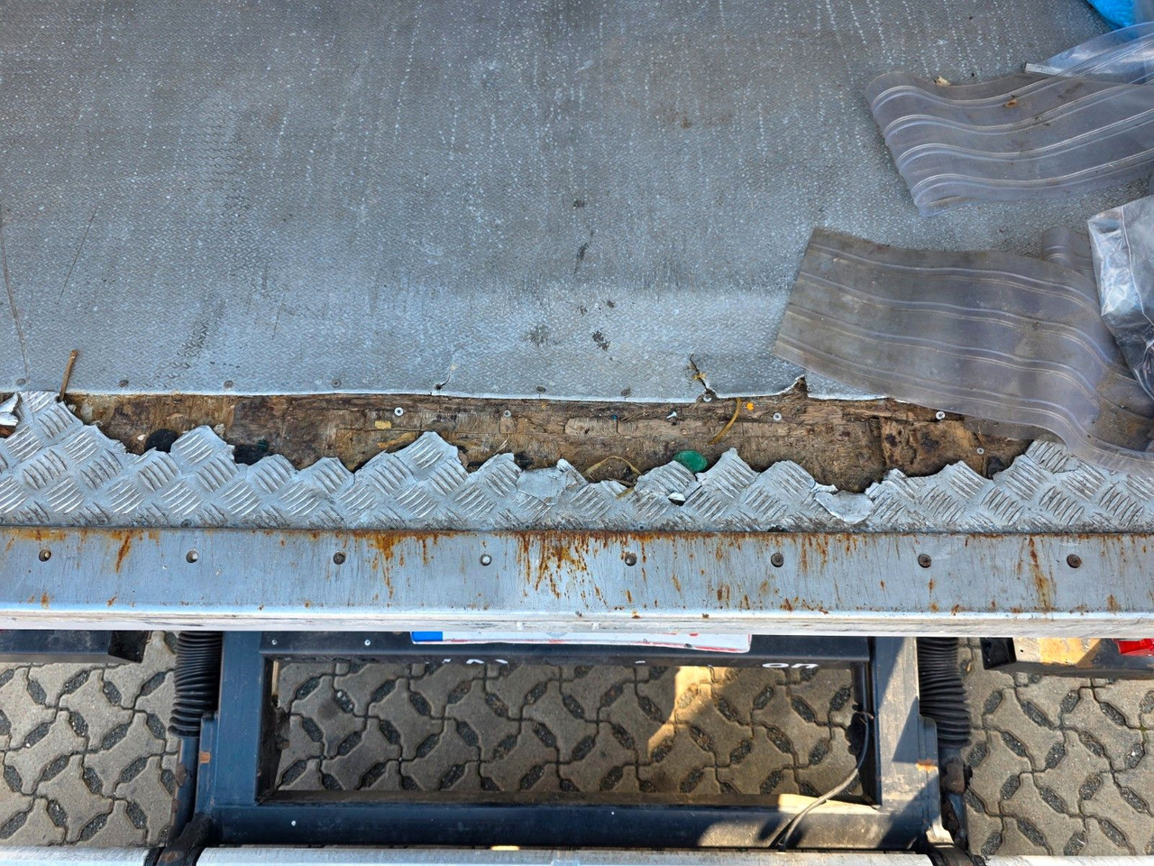 Remorque frigorifique ROHR Rohr RZK/18 IV / Ladebordwand: photos 13 Remorque frigorifique ROHR Rohr RZK/18 IV / Ladebordwand: photos 13