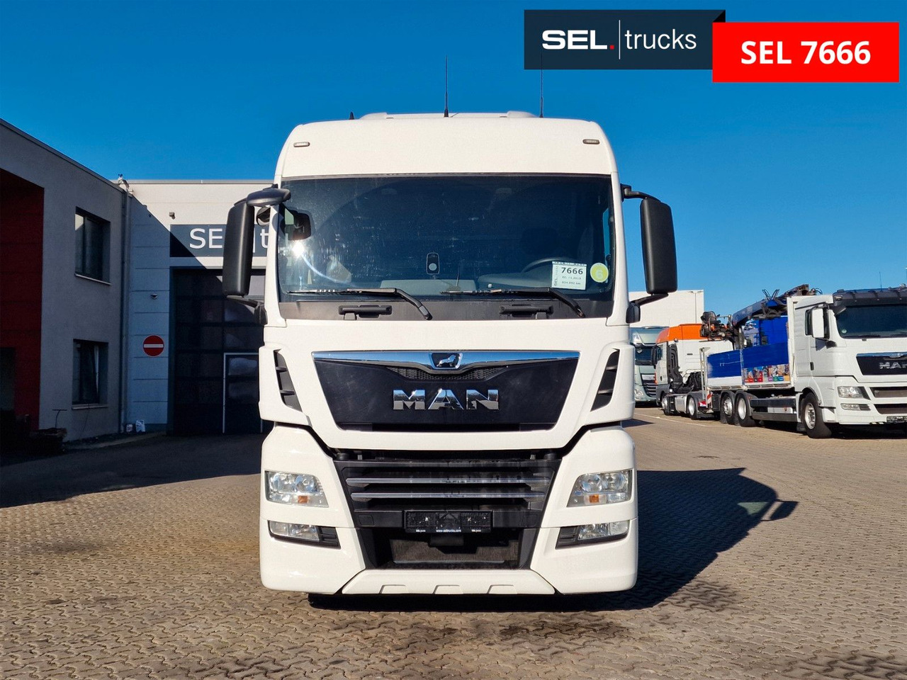 MAN TGX 18.460 4X2 LLS-U / Retarder / 2 Tanks - Tracteur routier: photos 2 MAN TGX 18.460 4X2 LLS-U / Retarder / 2 Tanks - Tracteur routier: photos 2