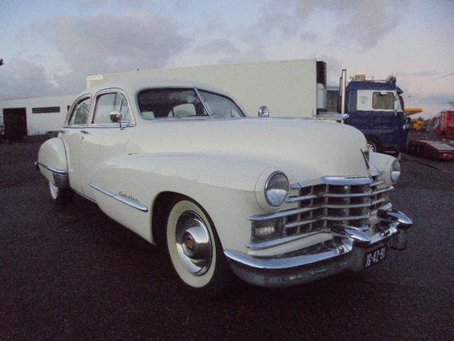 Cadillac Fleetwood sedan - Berline: photos 3 Cadillac Fleetwood sedan - Berline: photos 3