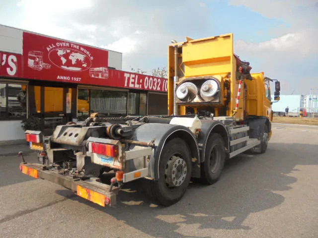 DAF 75.240 75 240 6X2 - Benne à ordures ménagères: photos 3 DAF 75.240 75 240 6X2 - Benne à ordures ménagères: photos 3