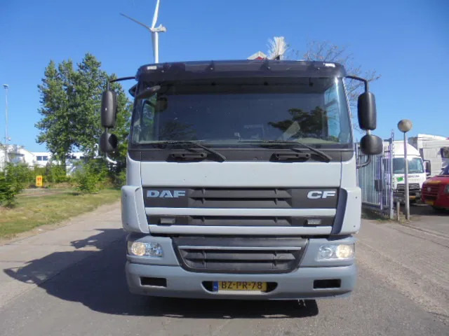 DAF CF 75.310 FAN 6x2 NL TRUCK - Châssis cabine: photos 2 DAF CF 75.310 FAN 6x2 NL TRUCK - Châssis cabine: photos 2