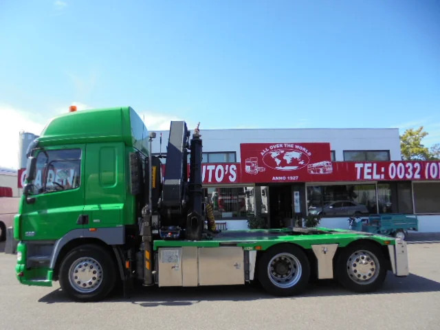 DAF CF 85.360 FTN 6X2 - Camion grue: photos 2 DAF CF 85.360 FTN 6X2 - Camion grue: photos 2