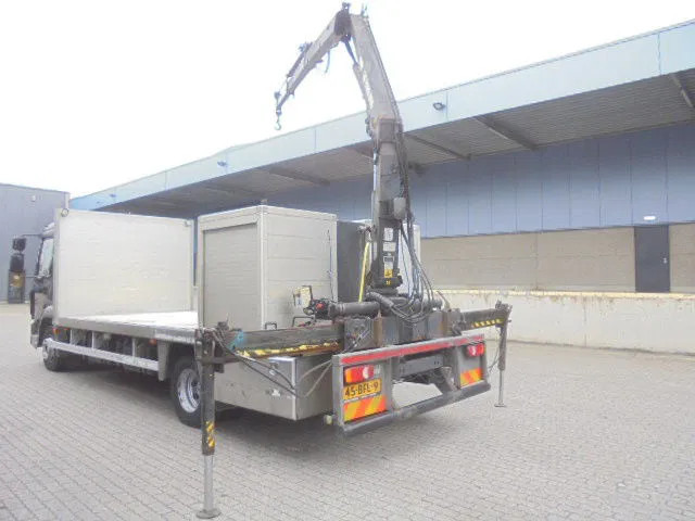 DAF LF 220 NL KENTEKEN - Camion grue: photos 4 DAF LF 220 NL KENTEKEN - Camion grue: photos 4