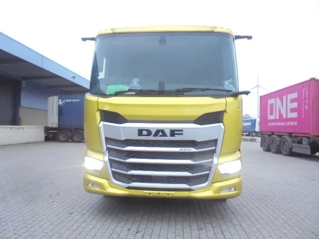DAF XD 260 FA DEMO RHD - Châssis cabine: photos 2 DAF XD 260 FA DEMO RHD - Châssis cabine: photos 2