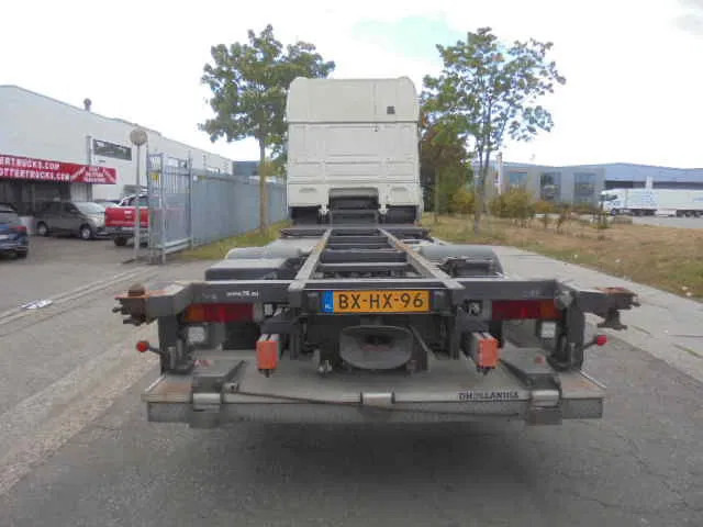 DAF XF 105 410 NL truck - Camion porte-conteneur/ Caisse mobile: photos 5 DAF XF 105 410 NL truck - Camion porte-conteneur/ Caisse mobile: photos 5